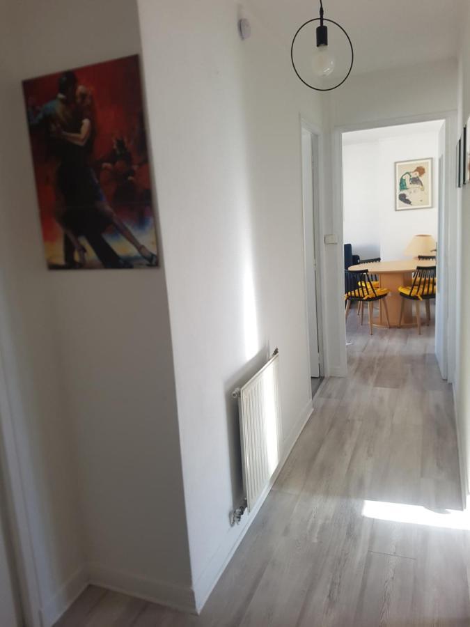 Logement Entier - Appartement T4 Hypercentre Dans Une Rue Calme - Stationnement Gratuit Tarbes Exterior foto